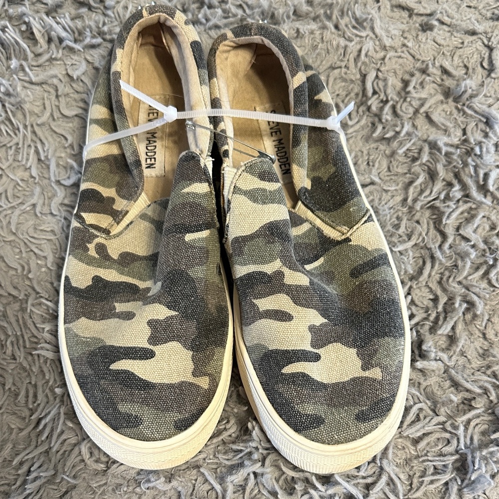 Steve Madden Camouflage Canvas Slip-Ons